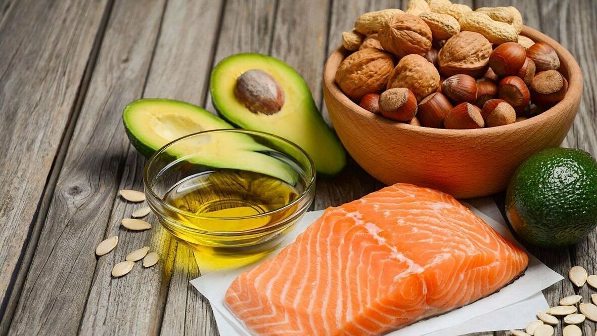 Schlëssel Liewensmëttel op der Keto Ernährung